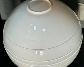 This is a unique piece from Villeroy & Boch called “La Boeul”. This opens up to seven rimmed plates or bowls.  