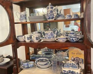 Blue Willow Collection