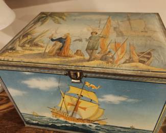 Vinyage 1930"s Cracker Tin