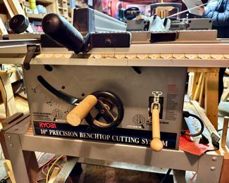 Ryobi Table Saw - Precision Benchtop