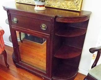 1940'S MAHOGANY DEMI LUNE WITH SHERATON BRASSES SHELF SIDES AND FRONT MIRROR DOOR AND DRAWER