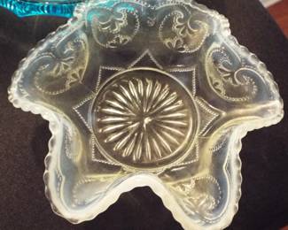 ANTIQUE DEPRESSION CLEAR GLASS