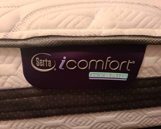 Serta I Comfort Hybrid king mattress
