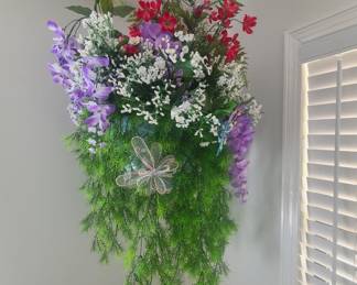 Floral arrangements 