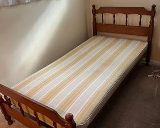 Twin bed