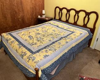 Full size bed