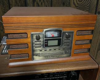 Crosby record/CD player
