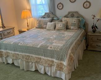 Thomasville King Bed