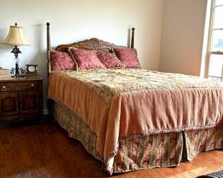 Vintage nightstand & full size bed in a country French style by Thomasville 