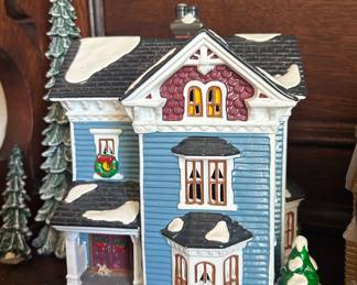 Dept 56 Snow Village Glenhaven House 