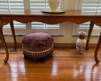 Oak sofa table with ottoman