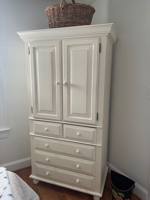 Armoire