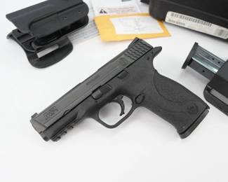 The Smith & Wesson M&P is a polymer-framed, short recoil operated, locked breech semi-automatic pistol introduced in the summer of 2005 by the American company Smith & Wesson. It uses a Browning-type locking system. While targeted at law enforcement agencies, the M&P is also widely available on the commercial market. This pistol comes with the original hard case, Holster , two mags and speedloader. This pistol is in excellent condition showing normal signs of use and wear. 