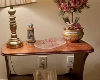 Side table, porcelain,  floral one of two matching lamps