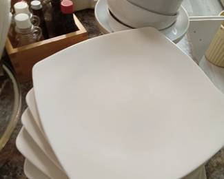 Set of 6 square plates, various white bowls