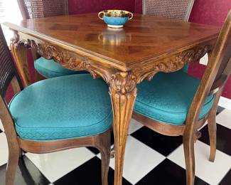 Game table & chairs