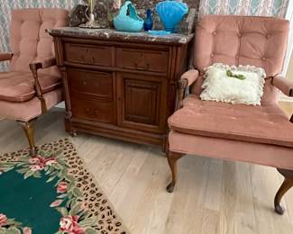 Antique wash stand, Pr side chairs