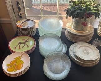 NICE LUNCH PLATES SET 