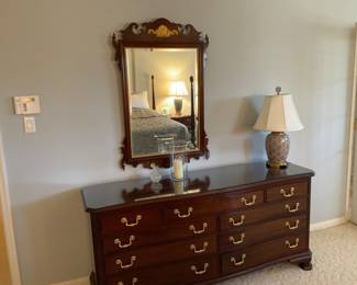 NICE MAHOGANY DRESSER 