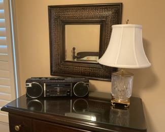 NICE LAMPS AND MIRRORS 