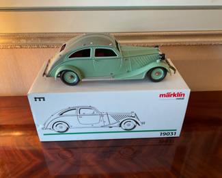 MARKLIN TOY CAR
