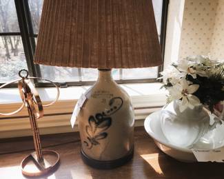 Crock lamp, Pitcher and bowl set