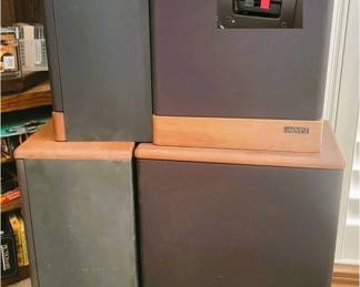 Advent 1970s speaker sets (2)