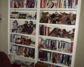 lots of collectables 