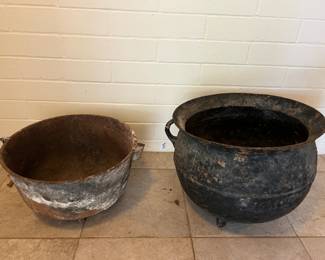 Old cast iron pot and kettle