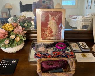 Jewelry, Capodimonte, religious art