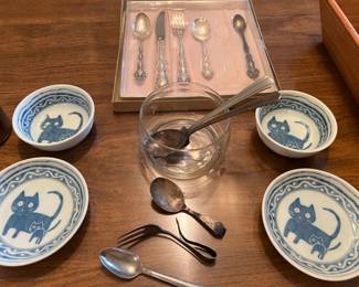 Child silverware & cute VTG kitty dishes
