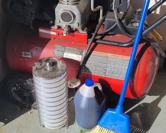 Air compressor 