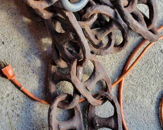 Antique anchor chain