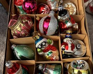 Lot's of Christmas ornaments like this and many others. Any Hallmark collectors? Just ask us about those because they won't be available at the sale ... 1000's available!