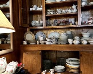 More china! Serving pieces, covered dishes, gravy, cream & sugars, teapots!