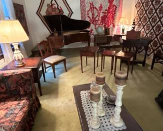 VINTAGE CHICKERING BABY GRAND PIANO