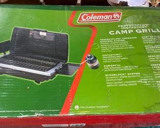 Like-new Coleman grill