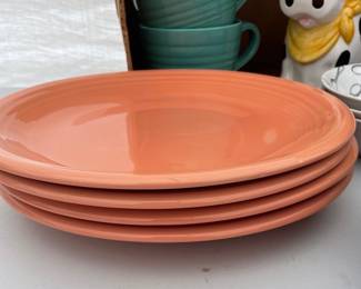 Gibson Colorful Plates