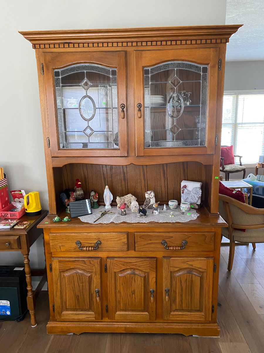 Nice KCMO Sale Home Goods, Collectibles... starts on 3/7/2024