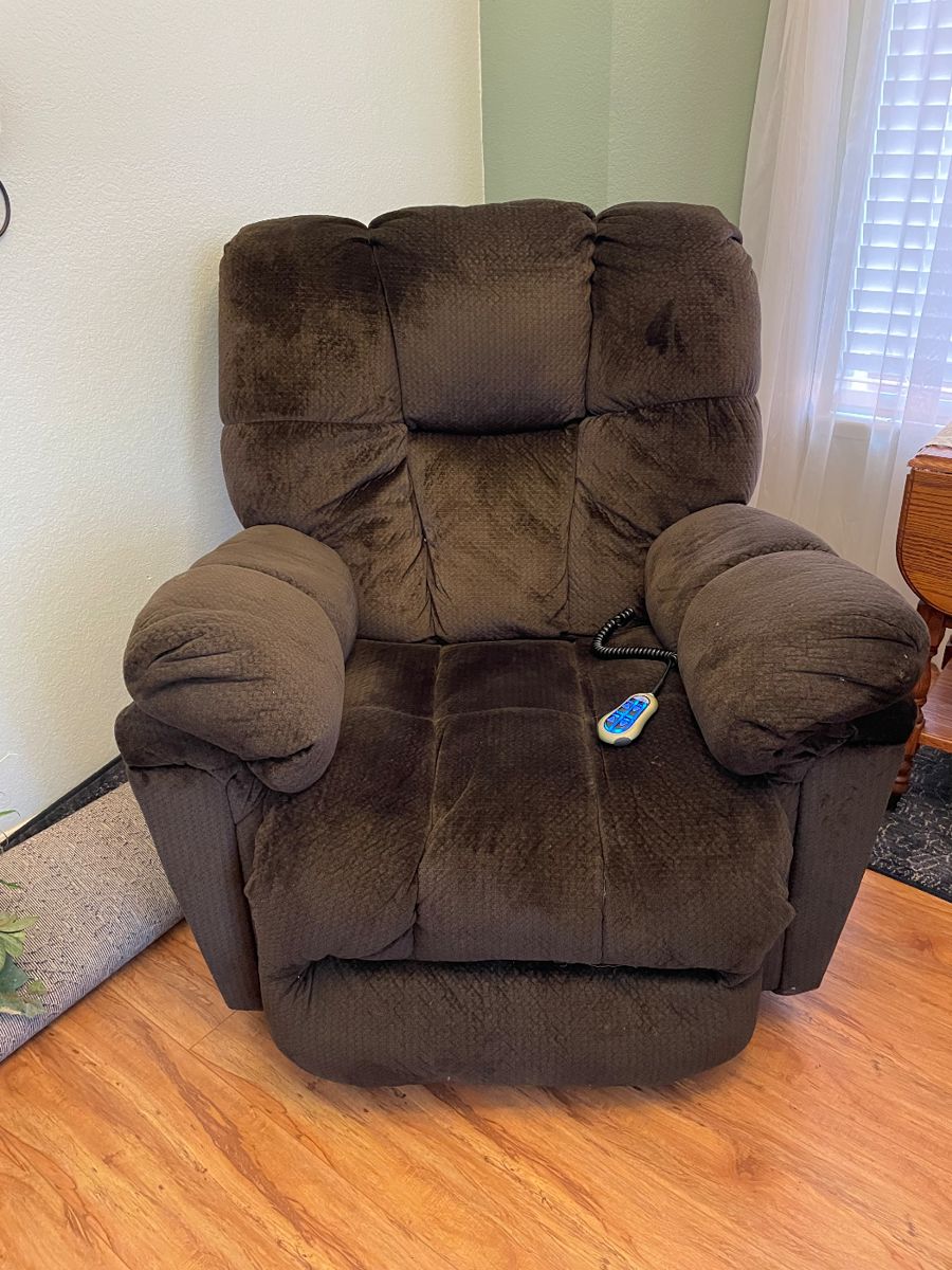 Wonderful Yuba City Estate Sale starts on 4/5/2024