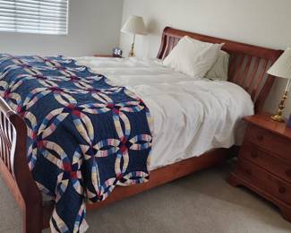 Bedroom Set (7pcs): Queen Size Sleigh Bed( 3pc) includes Frame, Mattress, and Box Springs