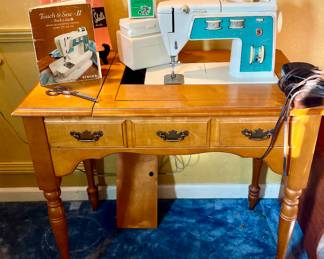 Vintage Singer Desk Sewing Machine