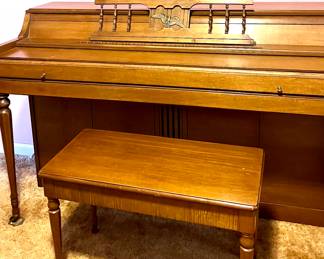 Vintage Wurlitzer Piano