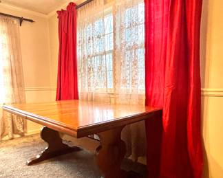 MCM Bassett Table and Chairs