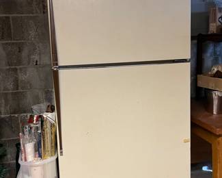 Working "garage refrigerator" perfect for that stash of beer!