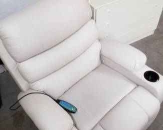 Lift chair with heat & massage