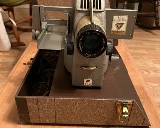 Vintage slide projector in wooden case - TDC Selectron Semimatic Bell and Howell
