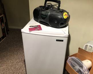 Magic Chef Compact Refrigerator 