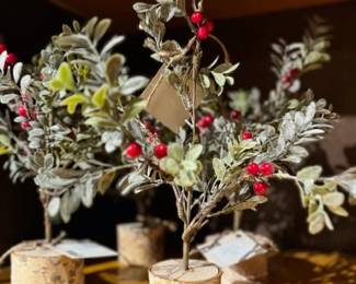 2023 DESIGNER XMAS MISTLETOE TREES