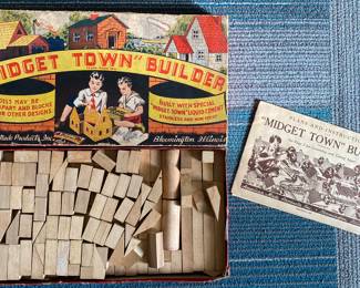 c1935 “Midget Town” Builder Building Blocks Set w/ Pamphlet & Original Box; Bloomington, Illinois